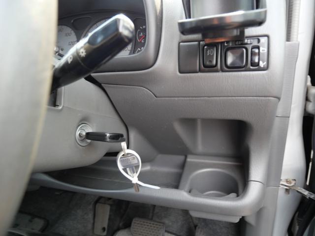 ワゴンＲ ＲＲ－Ｆ　キーレスエントリー　ＣＤ　電動格納ミラー　プライバシーガラス　社外１６インチアルミホイール　パワーウィンドウ　パワーステアリング（26枚目）