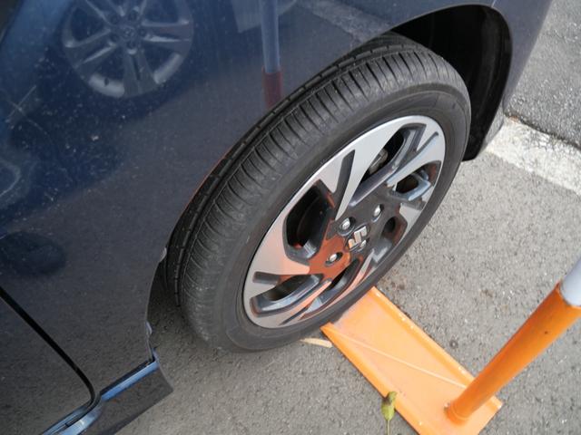 スペーシアカスタム ハイブリッドＸＳターボ　両側電動スライドドア　スマートキー　プッシュスタート　シートヒーター　ステアリングヒーター　オートエアコン　ブレーキサポート　ヘッドアップディスプレイ（10枚目）