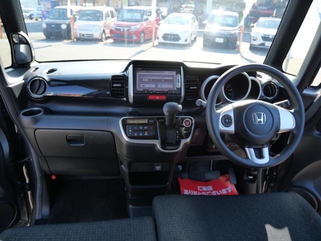 Ｎ－ＢＯＸカスタム Ｇ・Ｌパッケージ　純正ナビ　バックモニター　ＴＶ　ＥＴＣ　スマートキー　プッシュスタート　左側電動スライドドア　トラクションコントロール　オートエアコン（8枚目）