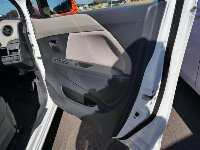 ワゴンＲ ＦＸ　キーレスエントリー　ＥＴＣ　ディスプレイオーディオ　アイドリングストップ　記録簿　パワーウィンドウ　パワーステアリング　Ｗエアバッグ（12枚目）