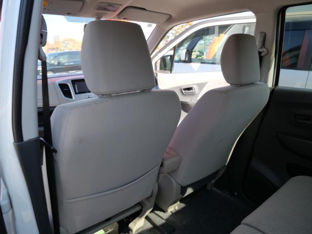 ワゴンＲ ＦＸ　キーレスエントリー　ＥＴＣ　ディスプレイオーディオ　アイドリングストップ　記録簿　パワーウィンドウ　パワーステアリング　Ｗエアバッグ（17枚目）