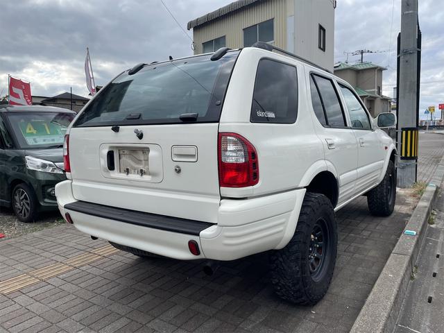 ウィザード 　４ＷＤ　ドライブレコーダー　ＥＴＣ　サンルーフ　アルミホイール　キーレスエントリー　電動格納ミラー　ＡＴ　ＣＤ　ＭＤ　フルフラット　ＡＢＳ　エアコン　パワーステアリング　パワーウィンドウ　リフトアップ（16枚目）