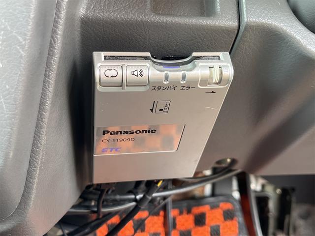 ワイルドウインド　４ＷＤ　ＥＴＣ　ＭＴ　ＣＤ　ＵＳＢ　ミュージックプレイヤー接続可　リフトアップ(4枚目)