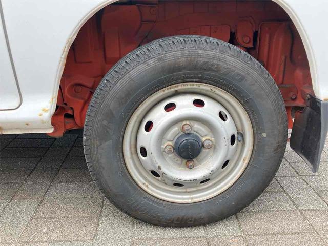 サンバーバン ＶＢ　４ＷＤ　ＭＴ　両側スライドドア　エアコン　パワーステアリング　運転席エアバッグ（14枚目）