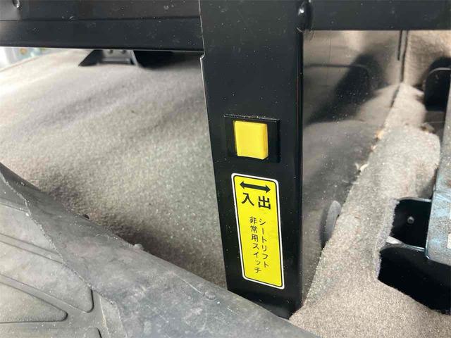 ディアスワゴン 　福祉車輌　両側スライドドア　ＡＴ　ＣＤ　エアコン　パワーウィンドウ　運転席エアバッグ　助手席エアバッグ（17枚目）