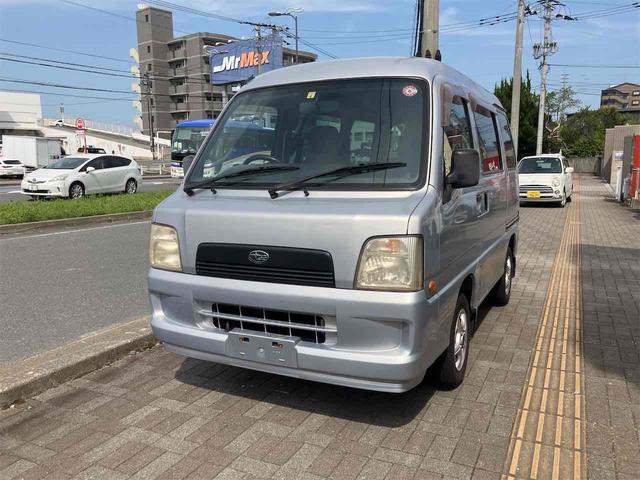 サンバーバン トランスポーター　４ＷＤ　ＡＴ　両側スライドドア　アルミホイール　エアコン　パワーステアリング　運転席エアバッグ　ＣＤ（2枚目）
