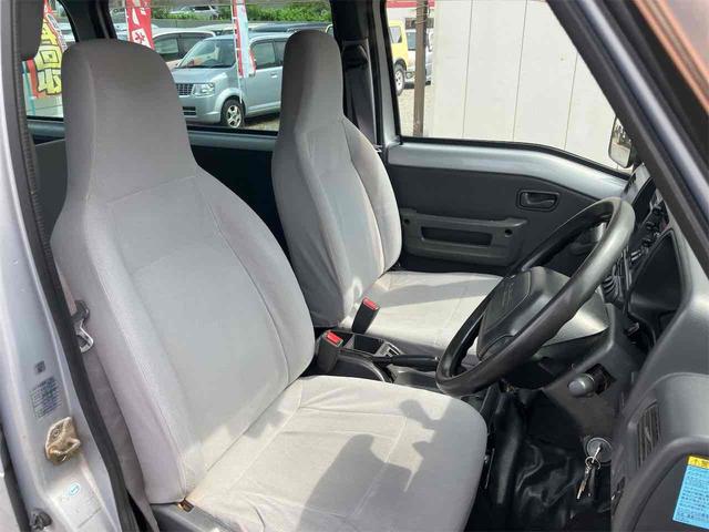 サンバーバン トランスポーター　４ＷＤ　ＡＴ　両側スライドドア　アルミホイール　エアコン　パワーステアリング　運転席エアバッグ　ＣＤ（22枚目）