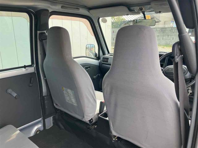 サンバーバン トランスポーター　４ＷＤ　ＡＴ　両側スライドドア　アルミホイール　エアコン　パワーステアリング　運転席エアバッグ　ＣＤ（36枚目）
