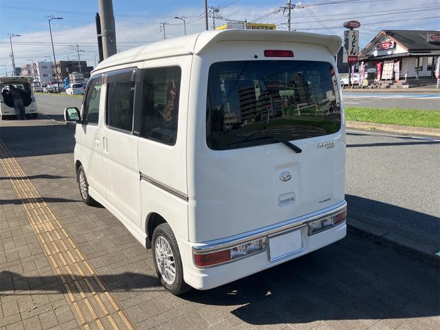 この度は当店のお車をご覧になっていただき、誠にありがとうございます。じっくり現車確認して頂けるよう、ご準備を致します!