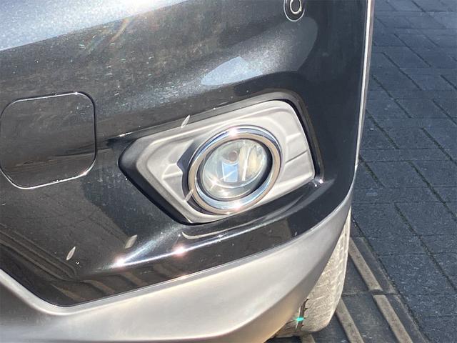 エクストレイル ２０Ｘ　エマージェンシーブレーキパッケージ　ドライブレコーダー　ＥＴＣ全周囲カメラ　クリアランスソナー　オートクルーズコントロール　衝突被害軽減システム　ナビ　オートライト　アルミホイール　スマートキー　アイドリングストップ電動格納ミラー２ＷＤ（30枚目）