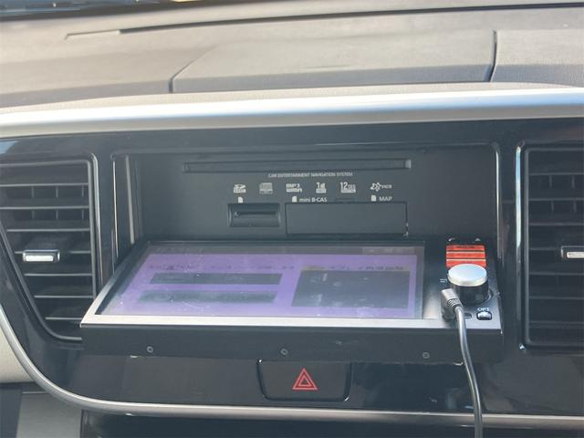 デイズルークス Ｘ　Ｖセレクション＋セーフティＩＩ　ＥＴＣ　全周囲カメラ　両側スライド・片側電動　ナビ　ＴＶ　衝突被害軽減システム　スマートキー　アイドリングストップ　電動格納ミラー　ベンチシート　ＣＶＴ　盗難防止システム　ＡＢＳ　ＥＳＣ　ＣＤ（41枚目）