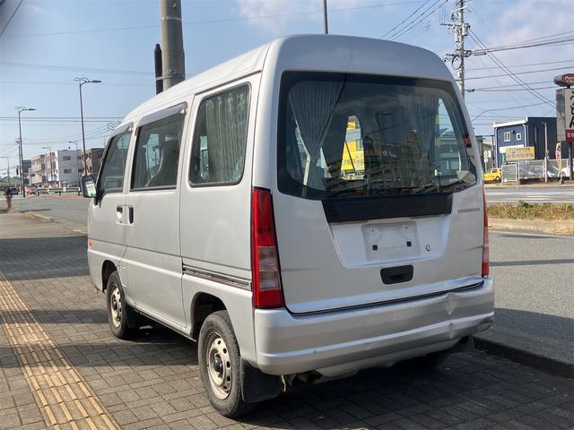 サンバーバン 　軽バン　ＭＴ　両側スライドドア　エアコン　パワーステアリング　運転席エアバッグ（10枚目）