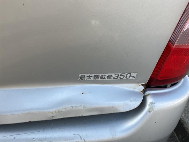 サンバーバン 　軽バン　ＭＴ　両側スライドドア　エアコン　パワーステアリング　運転席エアバッグ（12枚目）