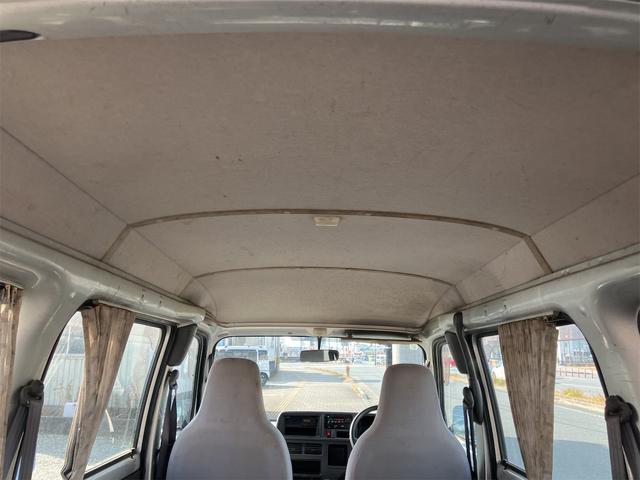 サンバーバン 　軽バン　ＭＴ　両側スライドドア　エアコン　パワーステアリング　運転席エアバッグ（14枚目）