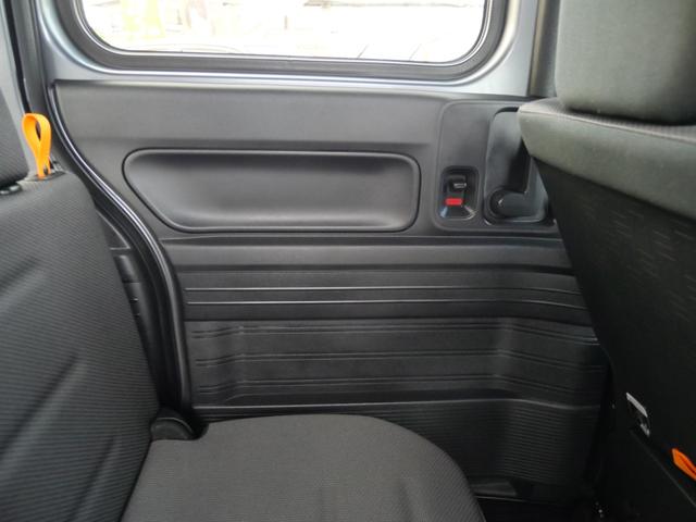 Ｎ－ＶＡＮ＋スタイル ファン・ホンダセンシング　ホンダセンシング　スマートキー　プッシュスタート　ＣＤ　ＥＴＣ　オートエアコン　トラクションコントロール　ＵＳＢポート　パワーステアリング　運転席防水シートカバー　ワンオーナー（13枚目）