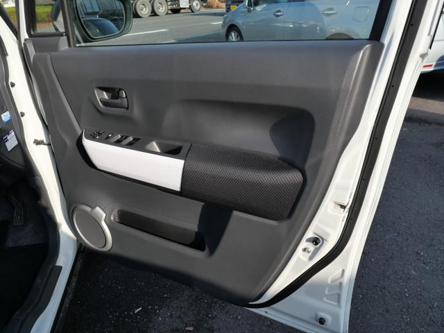 ハスラー Ｘ　ナビ　フルセグ　スマートキー　プッシュスタート　オートエアコン　ＥＴＣ　シートヒーター　電動格納ミラー　プライバシーガラス　セキュリティ（12枚目）