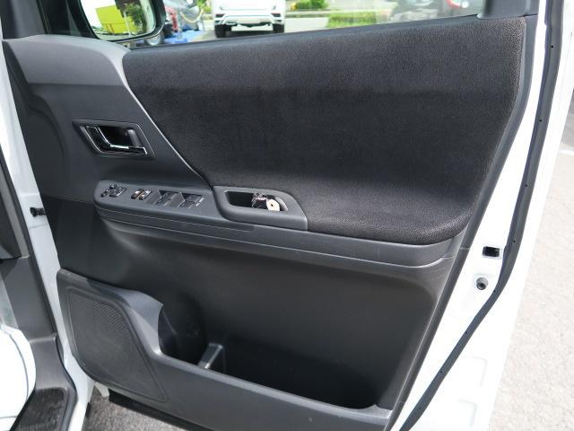 ヴェルファイア ２．４Ｚ　ナビ　フルセグ　バックモニター　左側電動スライドドア　ナノイー清浄機能　オートエアコン　ウッドパネル　パーキングセンサー（14枚目）