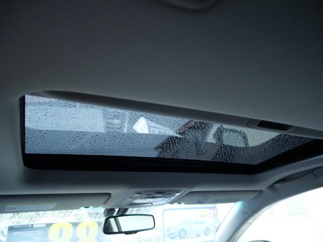 クラウンマジェスタ Ｇタイプ　Ｆパッケージ　本革パワーシート　社外２０インチアルミホイール　エアサスキット　ＥＴＣ　オートエアコン　スマートキー　プッシュスタート　サンルーフ　ナビ　バックモニター　フルセグ　オートトランク（18枚目）