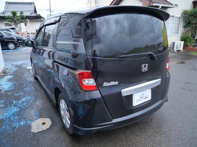 フリード Ｇ　エアロ　ナビ　バックモニター　フルセグ　スマートキー　左側電動スライドドア　ＥＴＣ　オートエアコン　パワーステアリング　パワーウィンドウ（9枚目）