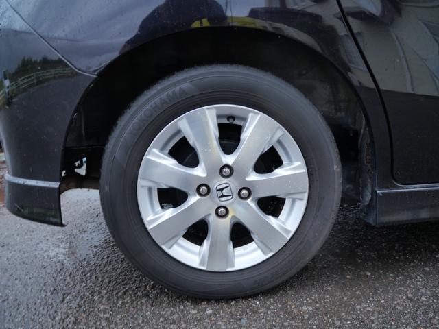 フリード Ｇ　エアロ　ナビ　バックモニター　フルセグ　スマートキー　左側電動スライドドア　ＥＴＣ　オートエアコン　パワーステアリング　パワーウィンドウ（11枚目）