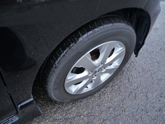 フリード Ｇ　エアロ　ナビ　バックモニター　フルセグ　スマートキー　左側電動スライドドア　ＥＴＣ　オートエアコン　パワーステアリング　パワーウィンドウ（12枚目）