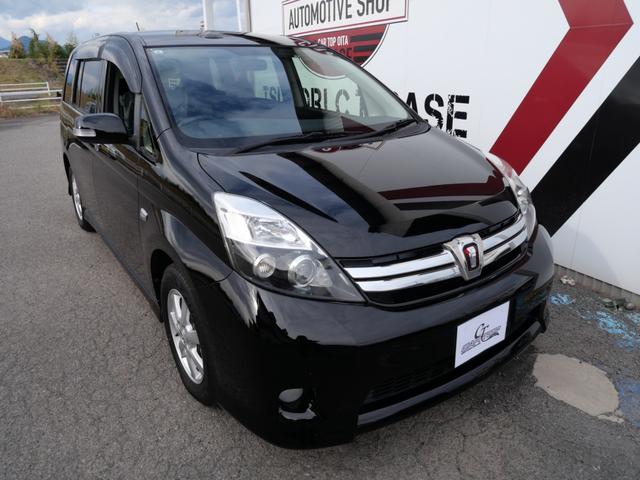 アイシス プラタナ　Ｖセレクション　ＥＴＣ　ナビ　左側電動スライドドア　スマートキー　プッシュスタート　電動格納ミラー　純正１５インチアルミホイール　パワーウィンドウ（2枚目）