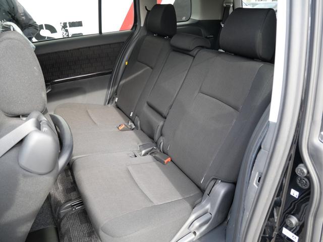 アイシス プラタナ　Ｖセレクション　ＥＴＣ　ナビ　左側電動スライドドア　スマートキー　プッシュスタート　電動格納ミラー　純正１５インチアルミホイール　パワーウィンドウ（19枚目）