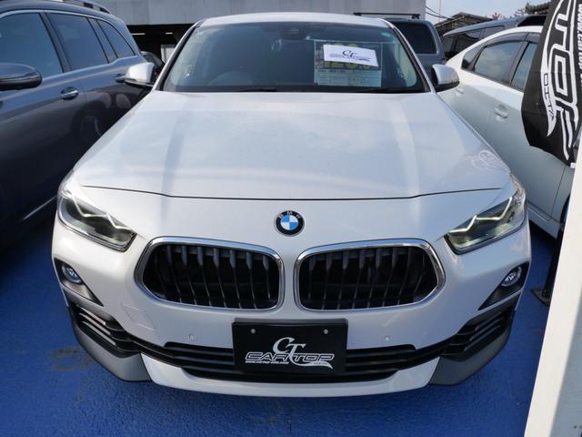 Ｘ２ ｘＤｒｉｖｅ　２０ｉ　ＥＴＣ　バックモニター　ナビ　シートヒーター　純正１７インチアルミホイール　オートリアゲート　スマートキー　プッシュスタート（3枚目）