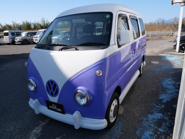 ���x�����́A�N���W�b�g�J�[�h�����܂��̓I�[�g���[������舵���Ă��܂��B�@�I�[�g���[���́A�S���M�́^�Z�f�B�i�^�I���R�^�n�b�̊e�Ђ����ē����Ă��܂��B���C�y�ɂ��\���t���������B