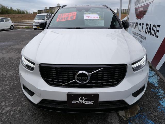 XC40 T4 AWD Rデザイン ハーフレザーパワーシート シートエアコン ナビ フルセグ 全方位モニター スマートキー プッシュスタート サンルーフ オートリアゲート ドライブレコーダー ETC(3枚目)