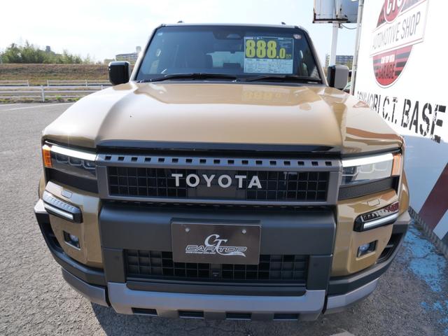 ランドクルーザー２５０ ＺＸ　スマートキー　プッシュスタート　サンルーフ　本革パワーシート　シートエアコン　ステアリングヒーター　ＥＴＣ　オートリアゲート（3枚目）