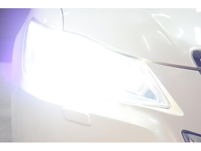 クラウンハイブリッド アスリートＳ　アドバンスパッケージ特別仕様車　純正８型ナビ　Ｄ－ＴＶ　ブルートゥース　ＴＯＭ’ｓエアロ　ＲＳＲダウンサス　純正ＯＰ１８インチホイール　トランクスポイラー　リア３面スモークフイルム　バックカメラ　ドラレコ　スピード取締りレーダー　ＡＵＴＯクルーズ（17枚目）