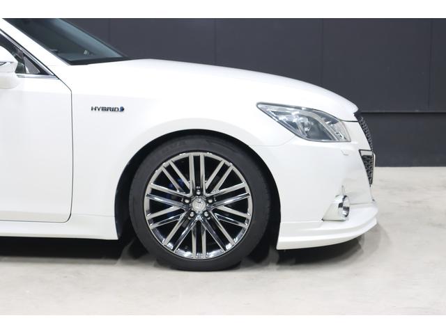 クラウンハイブリッド アスリートＳ　アドバンスパッケージ特別仕様車　純正８型ナビ　Ｄ－ＴＶ　ブルートゥース　ＴＯＭ’ｓエアロ　ＲＳＲダウンサス　純正ＯＰ１８インチホイール　トランクスポイラー　リア３面スモークフイルム　バックカメラ　ドラレコ　スピード取締りレーダー　ＡＵＴＯクルーズ（24枚目）
