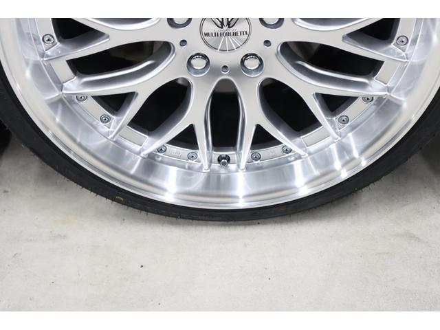 クラウンハイブリッド アスリートS 新品ロクサーニ深リム19インチホイール 新品シルクブレイズエアロ 新品GRSフルタップ車高調 新品トランクスポイラー 純正8型HDDナビ 地デジTV ブルートゥース AUTOクルーズ クリアランスソナー シートヒーター ハンドルヒーター(26枚目)