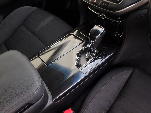 クラウンハイブリッド アスリートS 新品ロクサーニ深リム19インチホイール 新品シルクブレイズエアロ 新品GRSフルタップ車高調 新品トランクスポイラー 純正8型HDDナビ 地デジTV ブルートゥース AUTOクルーズ クリアランスソナー シートヒーター ハンドルヒーター(66枚目)