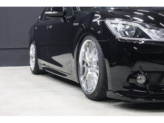 クラウンハイブリッド アスリートS マーベリック深リム19インチホイール BLITZフルタップ車高調 新品シルクブレイズエアロ 新品トランクスポイラー シーケンシャルウインカー 新品ハンドル HIDライト LEDフォグ 8型HDDナビ D-TV ブルートゥース バックカメラ(13枚目)