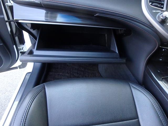 クラウンハイブリッド アスリートＳ　アドバンスドパッケージ特別仕様車　モデリスタ＆　ＴＲＤエアロ　モデリスタ４本出しマフラー　新品ロクサーニ深リム１９インチＡＷ　新品ＧＲＳフルタップ車高調　新品レザーハンドル　純正８型ＨＤＤナビＴＶ　ブルートゥース　ＨＩＤライト　ＬＥＤフォグ　ＥＴＣ（76枚目）