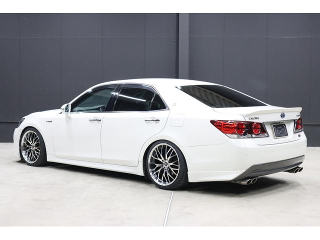 クラウンハイブリッド アスリートS 後期仕様 アドバンスパッケージ特別仕様車 新品シルクブレイズエアロ 新品ロクサーニ深リム19インチAW 新品トランクスポイラー TANABE車高調 重低音4本出しマフラー(純正有)新品黒ウッド&レザーハンドル 純正8型ナビ Bluetooth(33枚目)