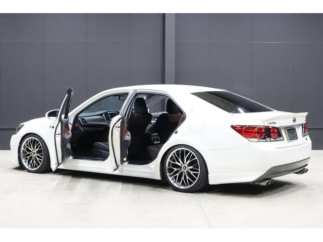 クラウンハイブリッド アスリートS 後期仕様 アドバンスパッケージ特別仕様車 新品シルクブレイズエアロ 新品ロクサーニ深リム19インチAW 新品トランクスポイラー TANABE車高調 重低音4本出しマフラー(純正有)新品黒ウッド&レザーハンドル 純正8型ナビ Bluetooth(34枚目)