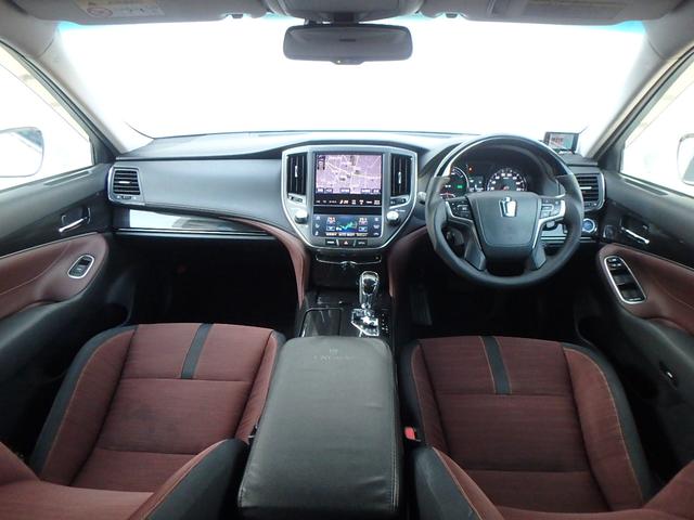 クラウンハイブリッド アスリートS 後期仕様 アドバンスパッケージ特別仕様車 新品シルクブレイズエアロ 新品ロクサーニ深リム19インチAW 新品トランクスポイラー TANABE車高調 重低音4本出しマフラー(純正有)新品黒ウッド&レザーハンドル 純正8型ナビ Bluetooth(49枚目)