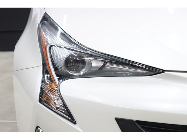 プリウス Ｓタイプ　ＴＲＤエアロ　プレシャス１９インチホイール　タイヤ４本新品　エスペランサフルタップ車高調　ＬＥＤライト　ＬＥＤフォグ　ＳＤナビ　地デジＴＶ　バックカメラ　ブルートゥース　ドライブレコーダー　ビルトインＥＴＣ（15枚目）