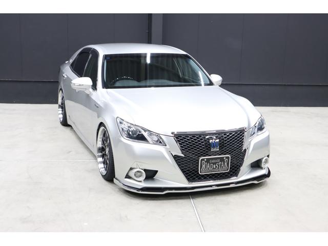 クラウンハイブリッド アスリートS アドバンストパッケージ特別仕様車 新品シルクブレイズエアロ 新品ロクサーニ深リム19インチホイール BLITZフルタップ車高調 新品黒ウッド&レザーコンビハンドル 純正8型HDDナビ 地デジTV ブルートゥース バックカメラ ETC(14枚目)