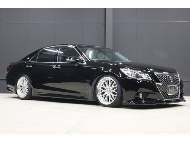 クラウンハイブリッド アスリートＳ　アドバンスパッケージ特別仕様車　新品シルクブレイズエアロ　新品ロクサーニ深リム１９インチＡＷ　新品ＧＲＳフルタップ車高調　新品トランクスポイラー　新品ハンドル　前後ドラレコ　純正８型ＨＤＤナビ　ブルートゥース　地デジＴＶ　ＥＴＣ（8枚目）