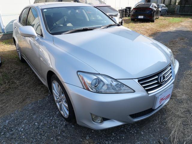 IS IS250 バージョンL 本革パワーシート シートエアコン CD MD スマートキー プッシュスタート 純正17インチアルミホイール パワーウィンドウ(4枚目)