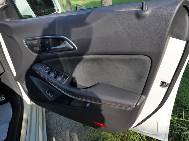 ＣＬＡクラス ＣＬＡ２５０　ナビ　フルセグ　バックモニター　本革パワーシート　シートヒーター　ドライブレコーダー　スマートキー　プッシュスタート　パーキングセンサー（13枚目）