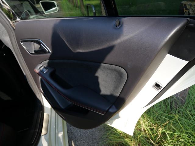 ＣＬＡクラス ＣＬＡ２５０　ナビ　フルセグ　バックモニター　本革パワーシート　シートヒーター　ドライブレコーダー　スマートキー　プッシュスタート　パーキングセンサー（14枚目）