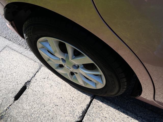 ノート ｅ－パワー　メダリスト　ナビ　フルセグ　アラウンドビューモニター　ＥＴＣ　オートエアコン　電動格納ミラー　デジタルインナーミラー　トラクションコントロール（12枚目）