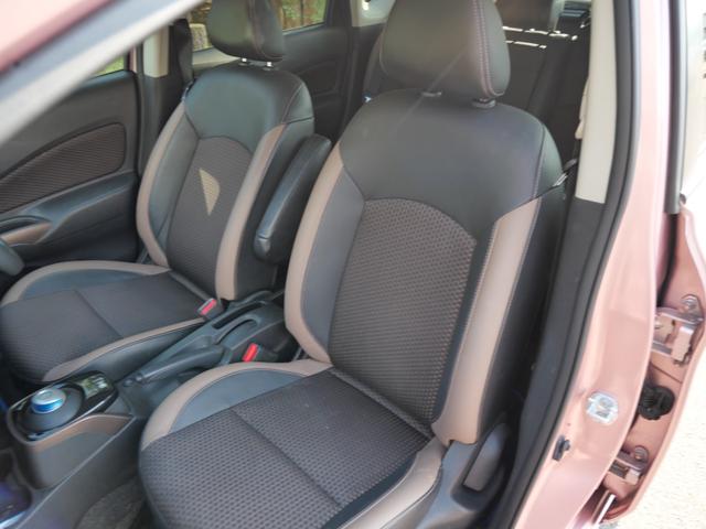 ノート ｅ－パワー　メダリスト　ナビ　フルセグ　アラウンドビューモニター　ＥＴＣ　オートエアコン　電動格納ミラー　デジタルインナーミラー　トラクションコントロール（17枚目）