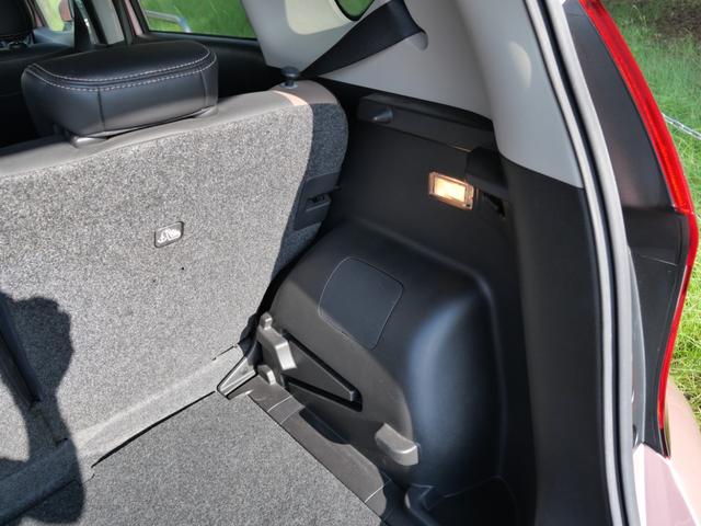 ノート ｅ－パワー　メダリスト　ナビ　フルセグ　アラウンドビューモニター　ＥＴＣ　オートエアコン　電動格納ミラー　デジタルインナーミラー　トラクションコントロール（25枚目）