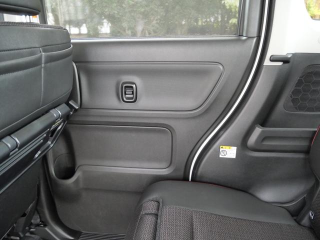 スペーシアカスタム ハイブリッドＸＳ　スマートキー　プッシュスタート　全方位モニター　フルセグ　両側電動スライドドア　シートヒーター　トラクションコントロール　ブレーキサポート　ヘッドアップディスプレイ　ステアリングヒーター（18枚目）